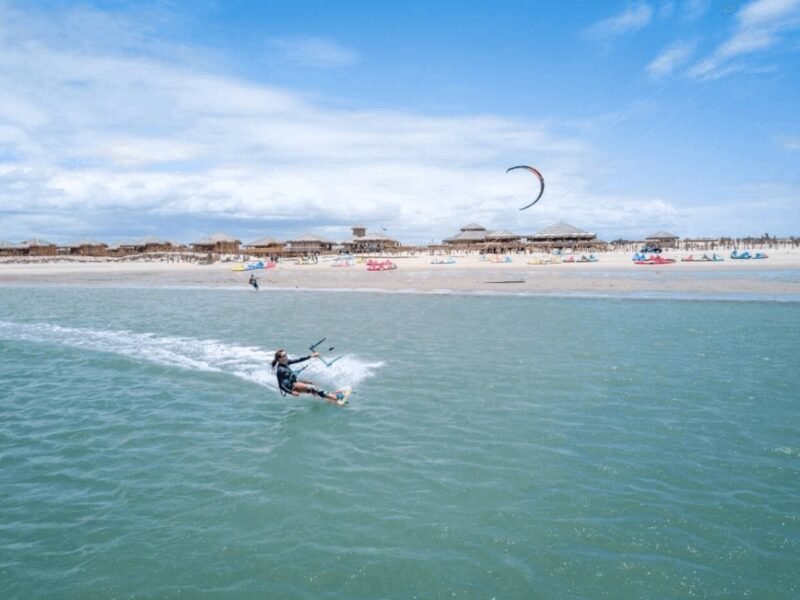 Onde o vento, o rio e o mar conduzem as experiências em Fortim