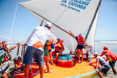 28ª Regata de Jangadas da Praia da Caponga celebra tradição, esporte e cultura no litoral leste do Ceará